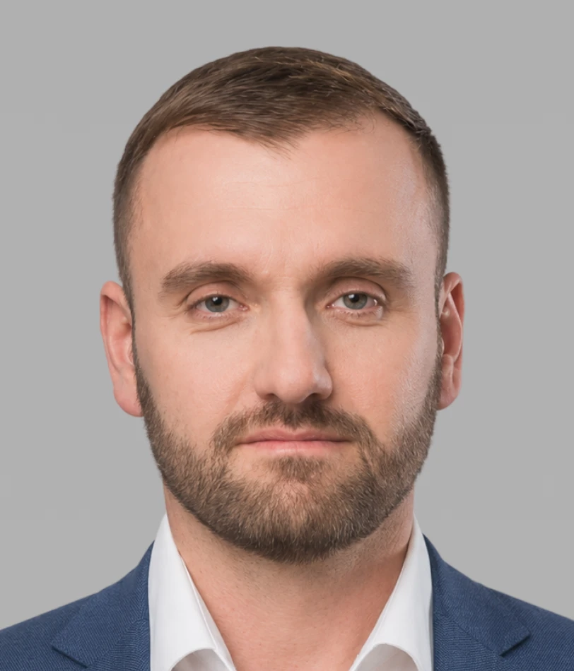 Илья Никольский